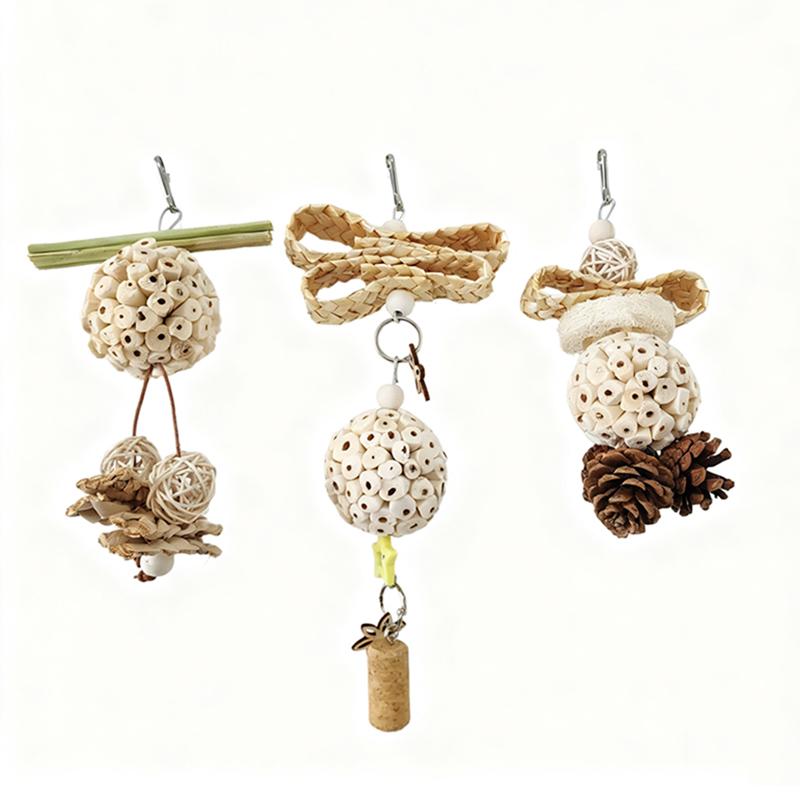 Funny Parrot Tongcao Ball Bird Chewing Toy Bird Supplies Parrot Relief Decompression Puzzle Toy Rattan Ball Molar Bite Toys New