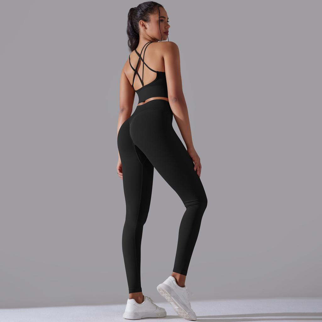 European and American seamless knitted solid color beautiful back high elastic tight yoga suit set running fitness suit two-piece set women