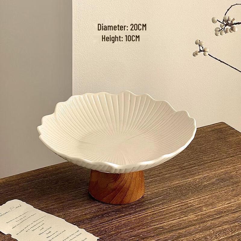 Chinese Ceramic High-Foot Floral Fruit Plate