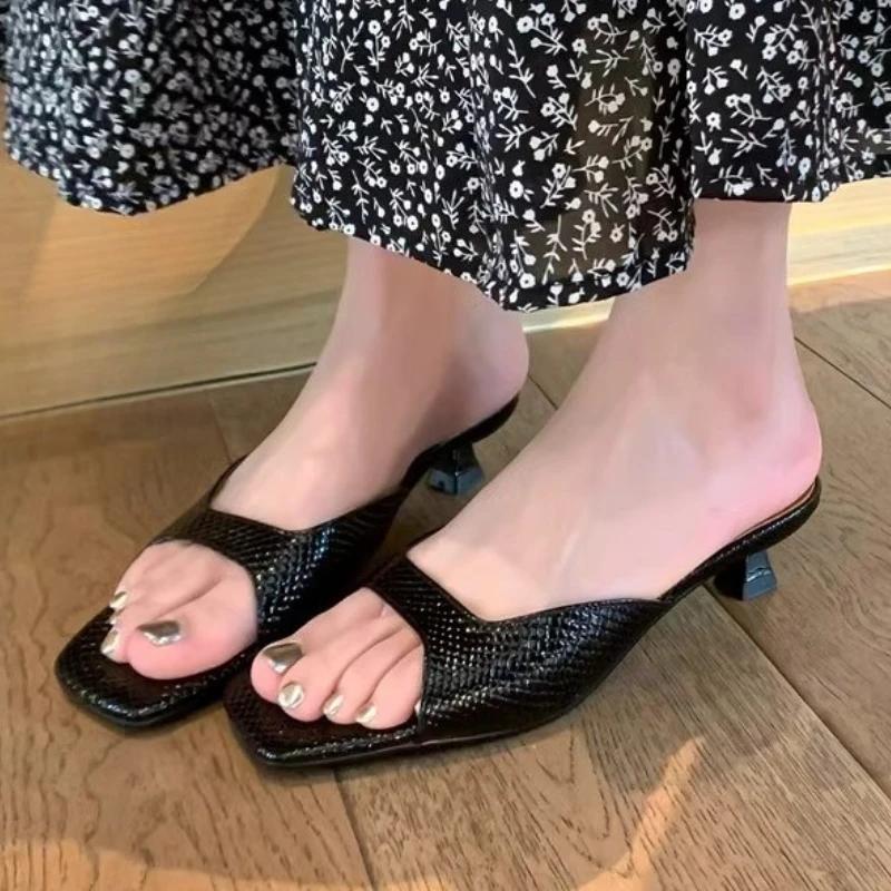 Fashion Women Slippers Square Toe Heeled Sandals Fashion Dress Shoes Woman New Summer 2025 Brand Sexy Pumps Luxury Sandalias De Mujer