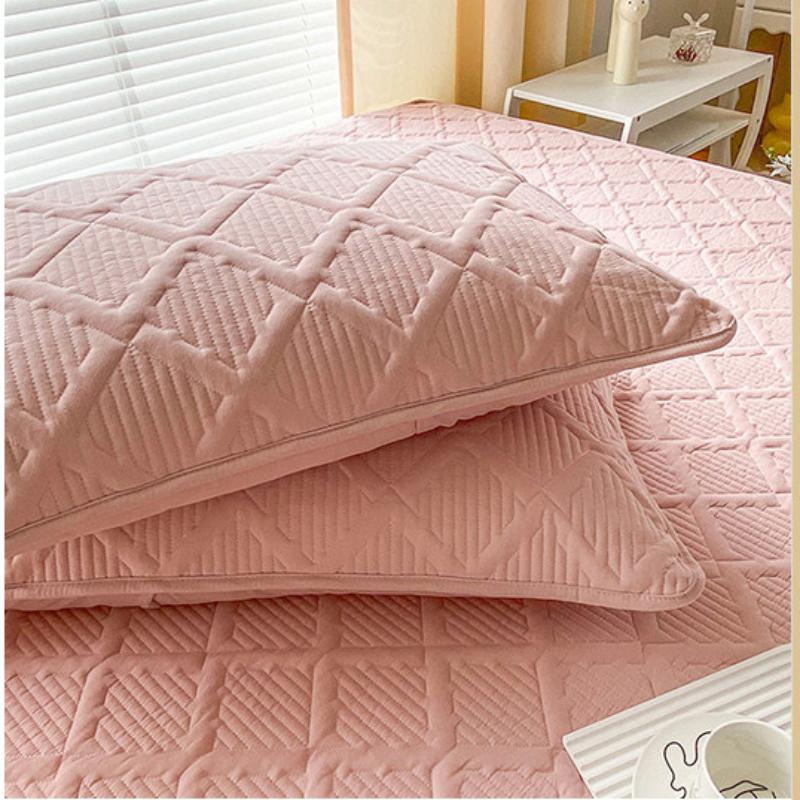 Cuvertură de pat în stil fustă de pat Vată de mătase Căptușită în carouri groase cearșaf de protecție 45 cm înălțime cu tivul de culoare solidă pentru saltea