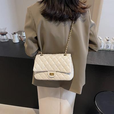 Xiaoxiangfeng elmas zincir 2025 düz renk yeni çanta kadın yumuşak deri moda çok yönlü omuz koltuk altı çantası