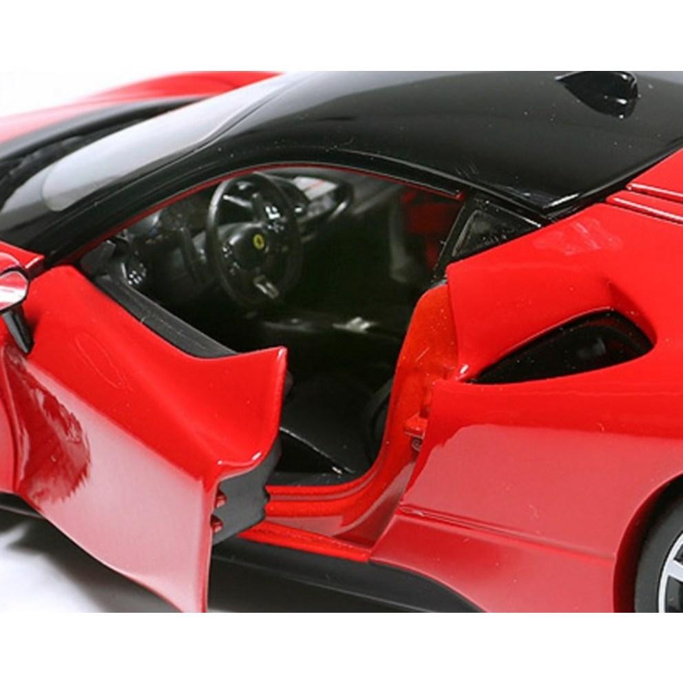 Bburago 1:24 Scale Ferrari SF90 Stradale Diecast Car Model, Red