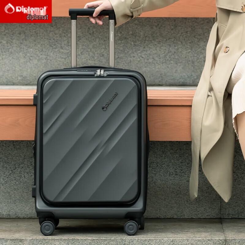 Diplomat 20-inch Front-Opening Expandable Carry-on Luggage