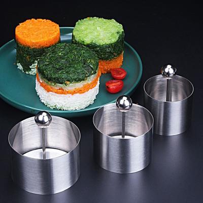 Okrúhla forma na ryžové guľky s posúvačom Nehrdzavejúca oceľ Dezert Mousse Tortové krúžky Ľahké vyklápanie Forma na výrobu sushi Kuchynský nástroj