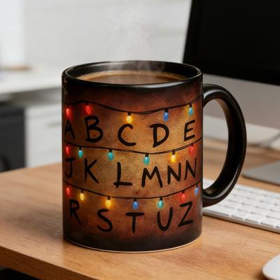 Color Changing Ceramic Cup 11oz Heat Sensitive Coffee Mug with Christmas Lights Design Unique Gift for Fans And Coffee Lovers