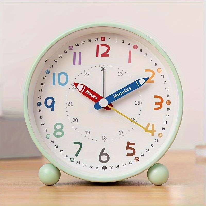 11,43 cm Stiller Pädagogischer Wecker mit bunten Ziffern, Zeigern, Großem Display, Batteriebetrieben, AA Nicht Enthalten, Uhren Wanddekor