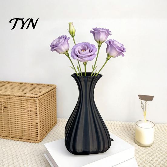 Stylish Vase for Real Flowers 3D Printed Fluted Curved Vase, Minimalist Modern Decorative Flower Small Shelf Sculpture Living Room Tabletop