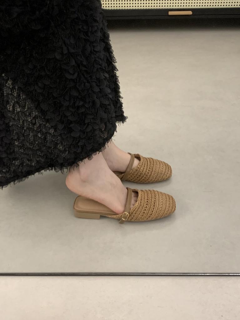 Niche handwoven bag head half slippers women's summer wear Korean version low heel one pedal lazy muller shoes single shoes women