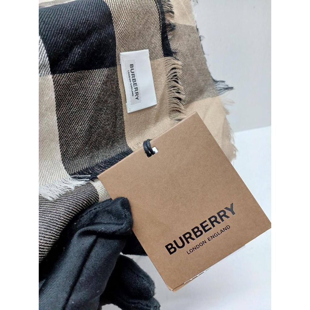 Used BURBERRY 8078776 BEG Check Cashmere Fringe Scarf