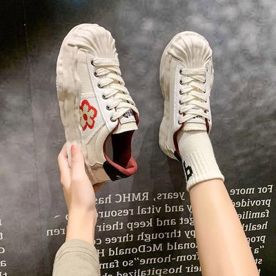 Shell-Kopf kleine weiße Schuhe Damen Frühling neu vielseitig Retro auflösende Schuhe Damen Plateau lässige Canvas-Schuhe Damen
