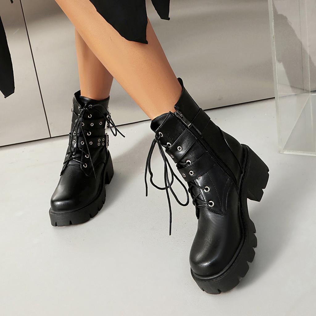 Retro Style Belt Buckle Short Boots Women's Winter Black Round Head Low Heel Western Boots Retro Style Leather