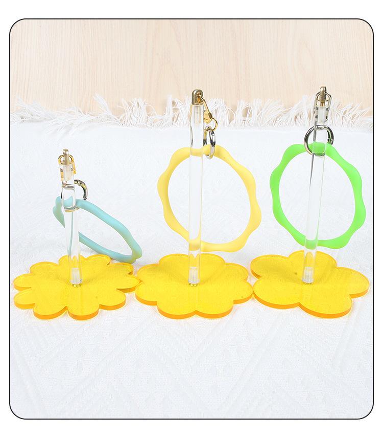 Portable Wooden Yarn Holder for DIY Knitting