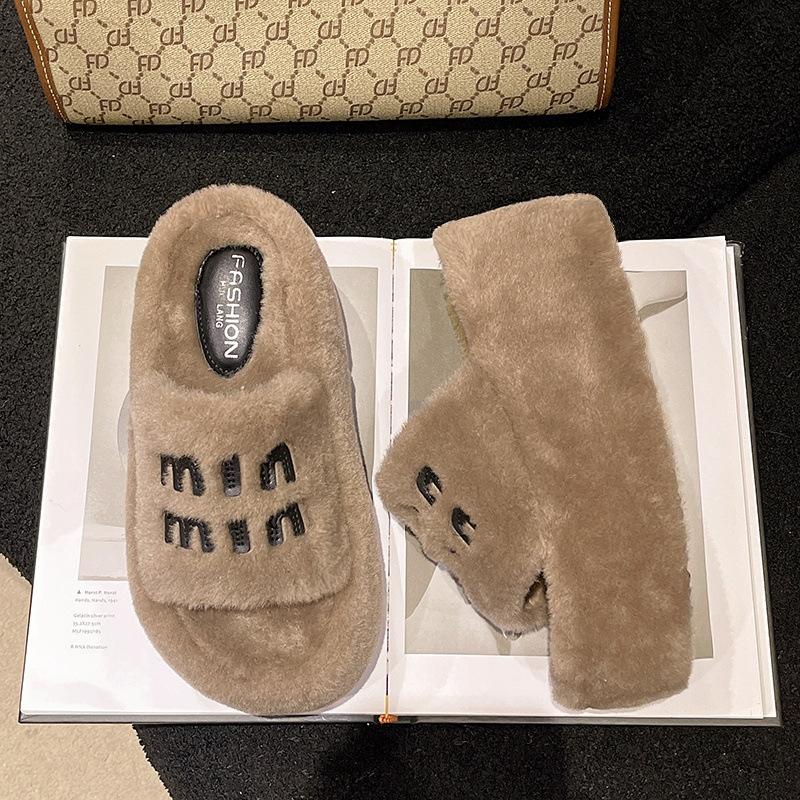 

Женские тапочки на толстой подошве 8 см, пушистые, для улицы, новая модная пушистая цветная хлопковая модель 2025 года, осень-зима 39 хаки