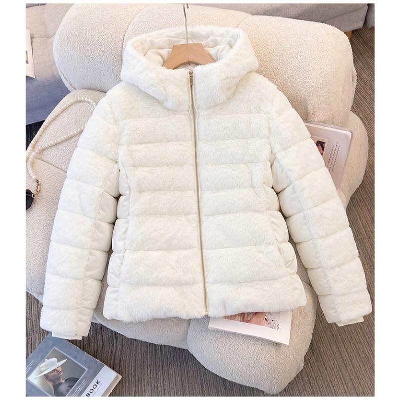 Womens Short Winter Coat With Faux Fur Trim Panel Design Hooded Cotton Puffer Jacket Cold Weather
