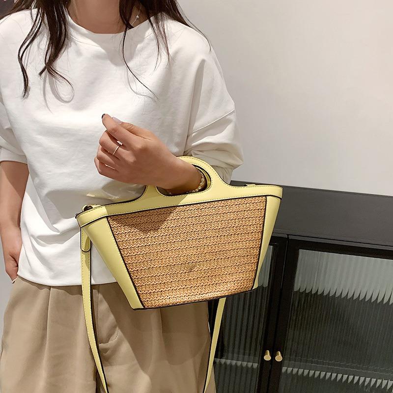 Retro Portable Fur Bag Substitute Vegetable Basket Bag Imitation Straw Pattern Women's Bag Handbag Dealer