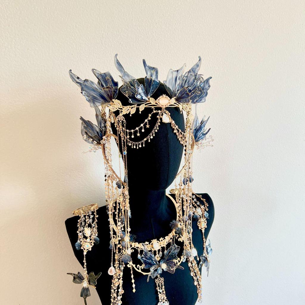 Ancient Xianxia Blue and Black Hanfu Hairpin and Gold Tassel Crown Set for Film and Photography