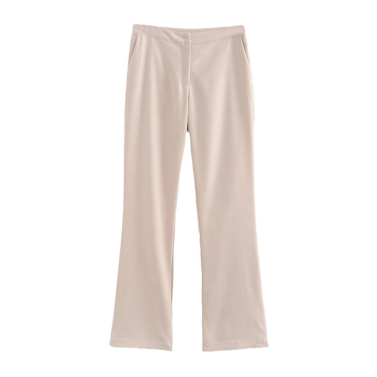 

Женский костюм приталенного силуэта в европейском и американском стиле, осень 2024: Комплект куртка с клапанами и прямые брюки со средней посадкой Medium