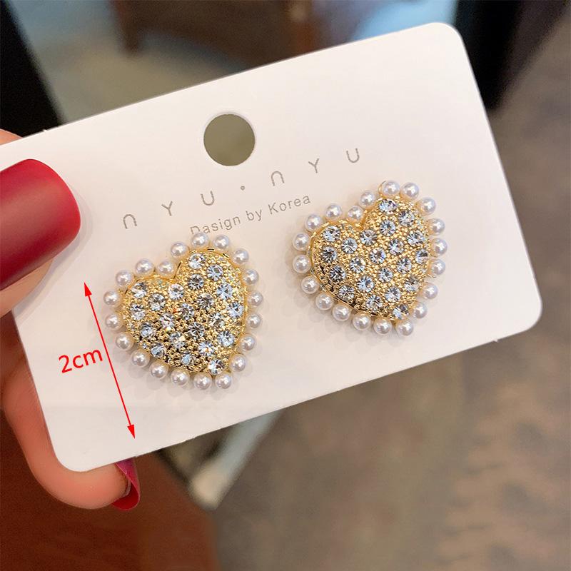 Imitation Pearl Earrings for Women Hollow Heart Pendants Korean Drop Earrings Personality Hanging Earrings Boucle Oreille Femme