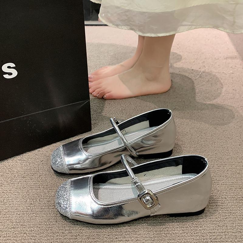 Summer word with retro flat shoes silver soft sole light mouth Mary Jane shoes women's new models