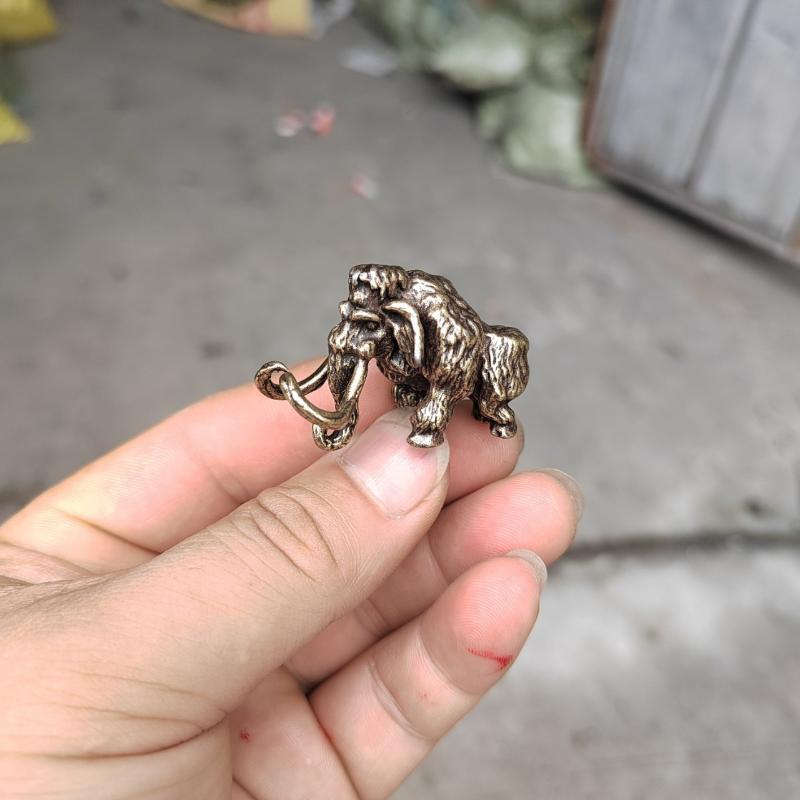 Alloy Mammoth Statue Retro Textured Antique Finish Decorative Craft for Office Table Home Living Room Bookshelf Decor