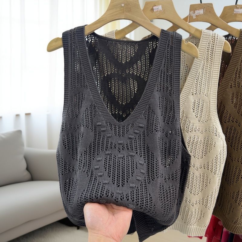 Senior Women's V-Neck Hollow-Out Knitted Vest Spring Fashion Layering Cardigan Cover-Up