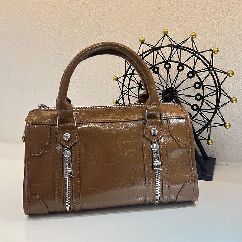 Francouzská Crossbody taška přes rameno Všestranná dámská polštářová taška Boston Velká kapacita Taška s hroty z vrbového proutí
