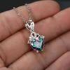 RUI RUI YU Luxury Gold Color Love Heart Necklace Ladies Fashion Small Fresh Clavicle Necklace Jewelry Gift
