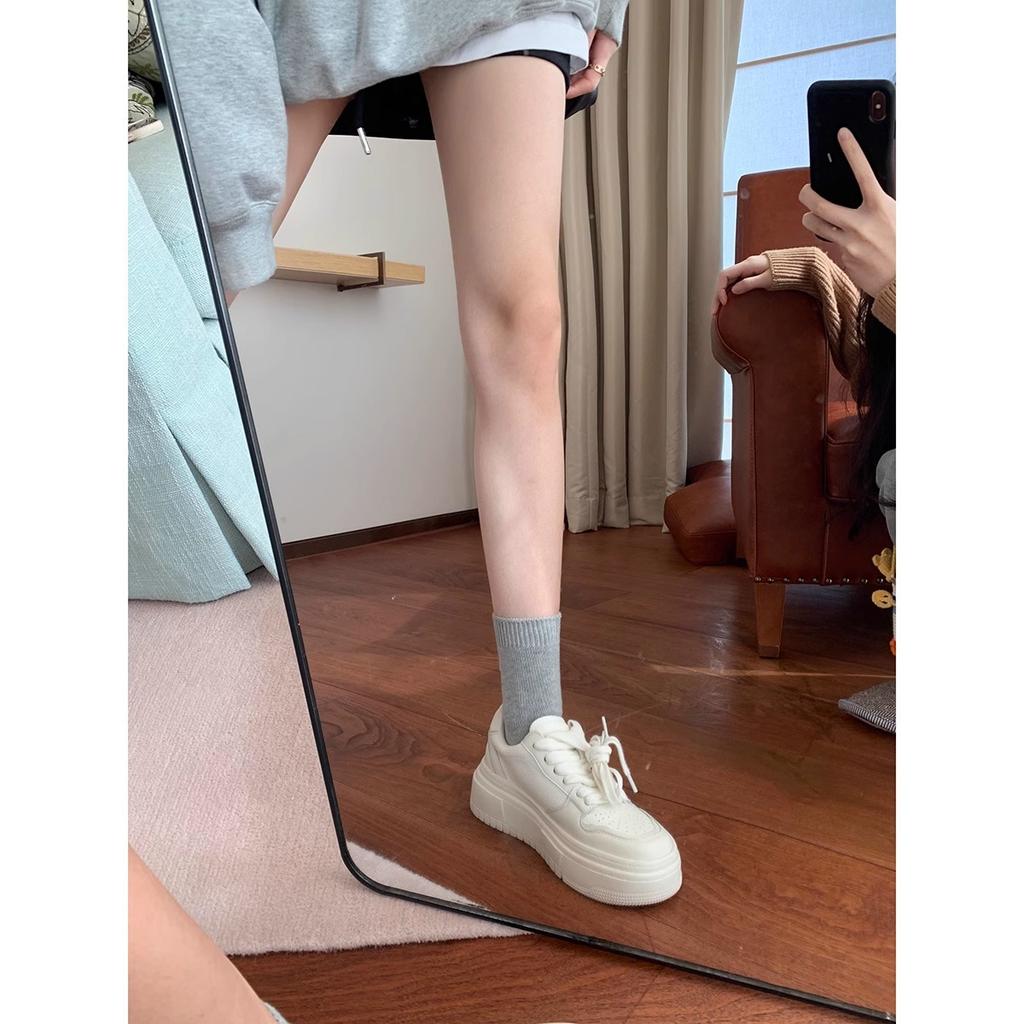 Cowhide version~ Grape mother cross shows long legs and reduces age, round head lace-up board shoes, thick sole and height, little white shoes