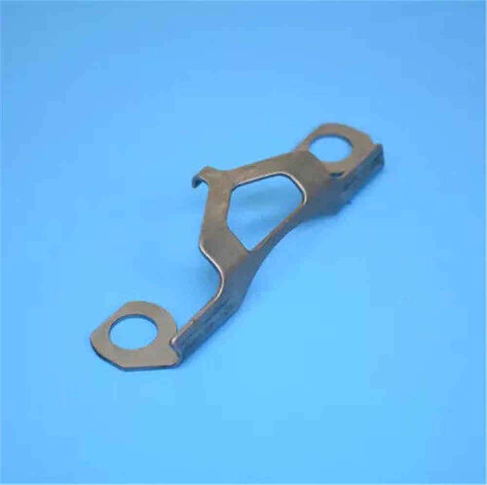 1Pcs New Aftermarket Replacement Actuator Bracket For Part# 68003568AA