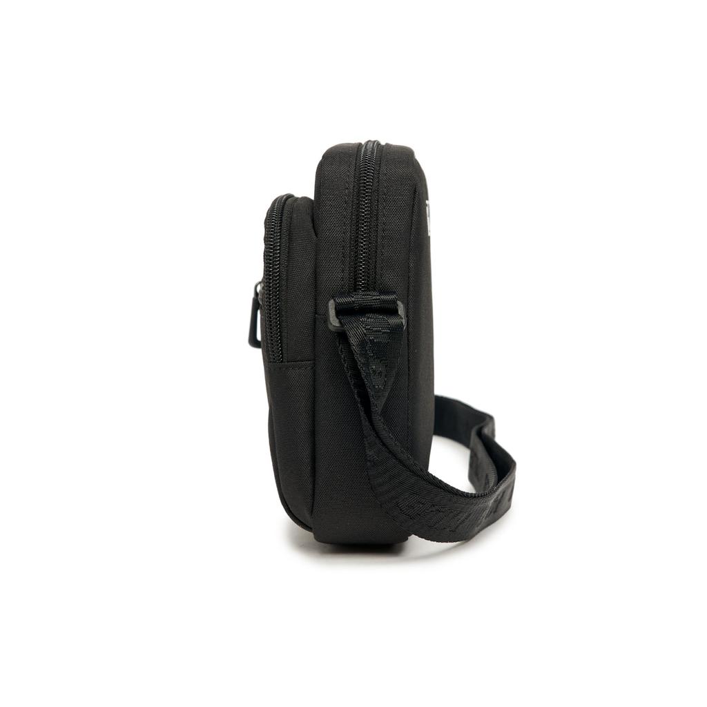 MLB New York Yankees Adjustable Shoulder Strap Polyester Mini Crossbody Bag Men Bags Black 7ACRB013N-50BKS