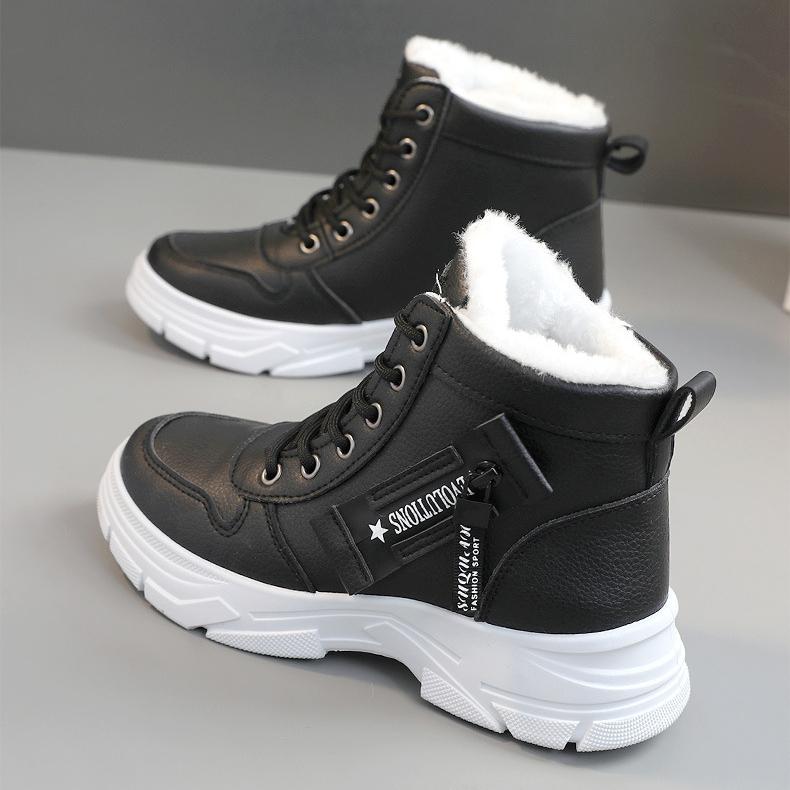 Winter New British Student Thick Soled Plush Cotton Shoes for Height Raising Street Photography Women's Shoes