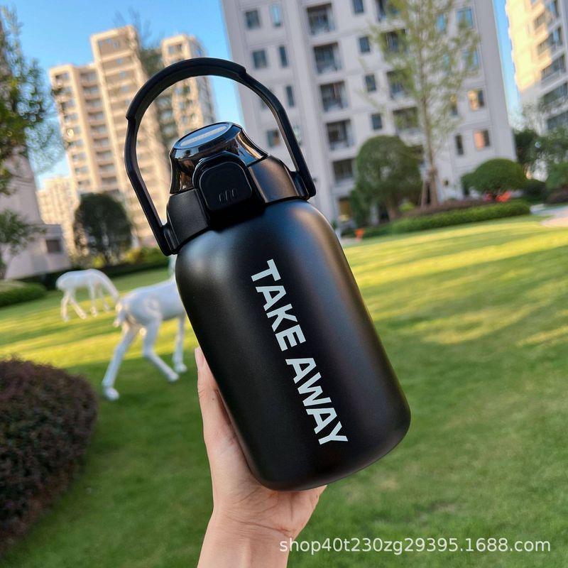 

Large-Capacity Thermos Cup for Men and Women, Creative Outdoor Sports Water Bottle, High-Looking, Portable, Pop-Up Straw Water Cup Black 850ml
