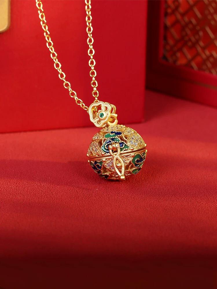 Cloisonne Hollow Auspicious Cloud Hydrangea Sachet Pendant Women's Retro Law Gold Necklace Light Luxury Niche High Sense Can Be Opened