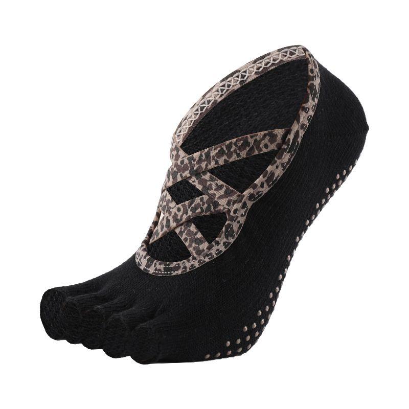 

Meikan Beautiful Women s Professional Yoga Pilates Toe Socks Non-Slip Anti-Sweat Leopard Print Fashion Sports Socks Open-toe black