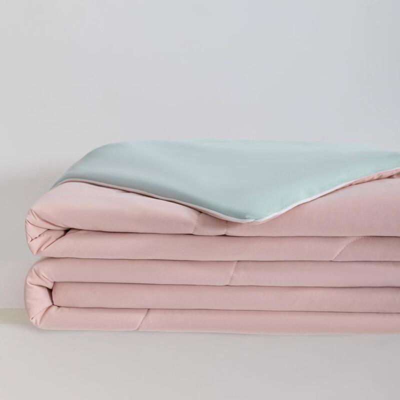 OLOEY Ice Silk Cooling Soy Fiber Dual-Color Quilt
