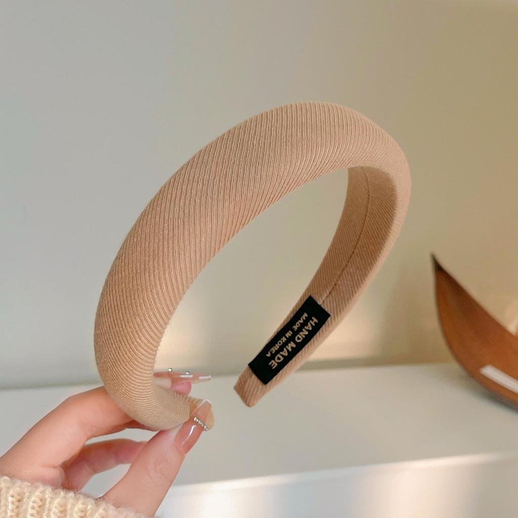 Soft Fluffy Headband - Retro Niche Sweet Commuting Hair Accessory for Autumn/Winter