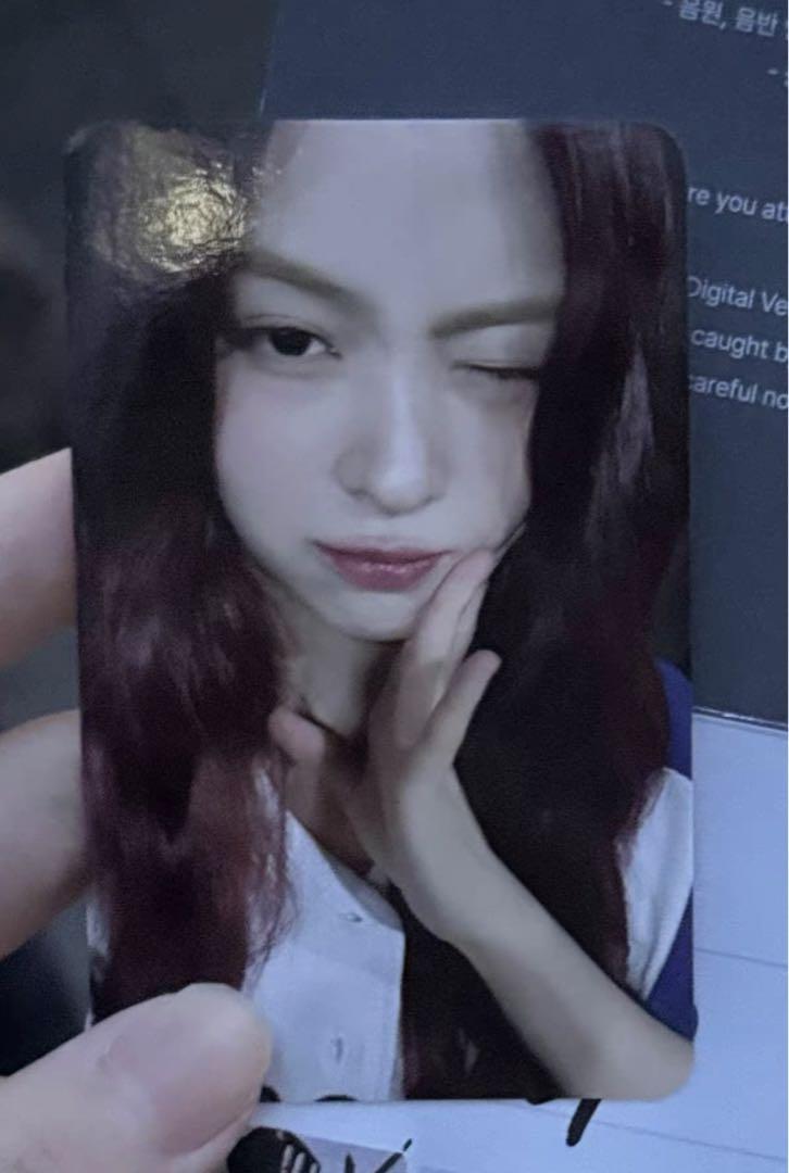 

[Б/У] itzy Рюджин GWBG Санок предзаписанная лимитированная версия бонусная торговая карта