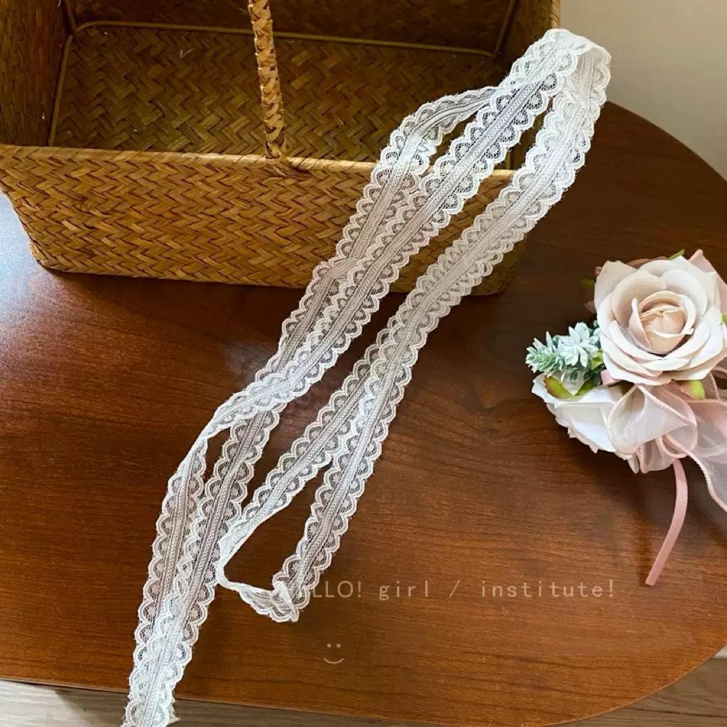 

Elegant Korean Satin Flower Choker Necklace