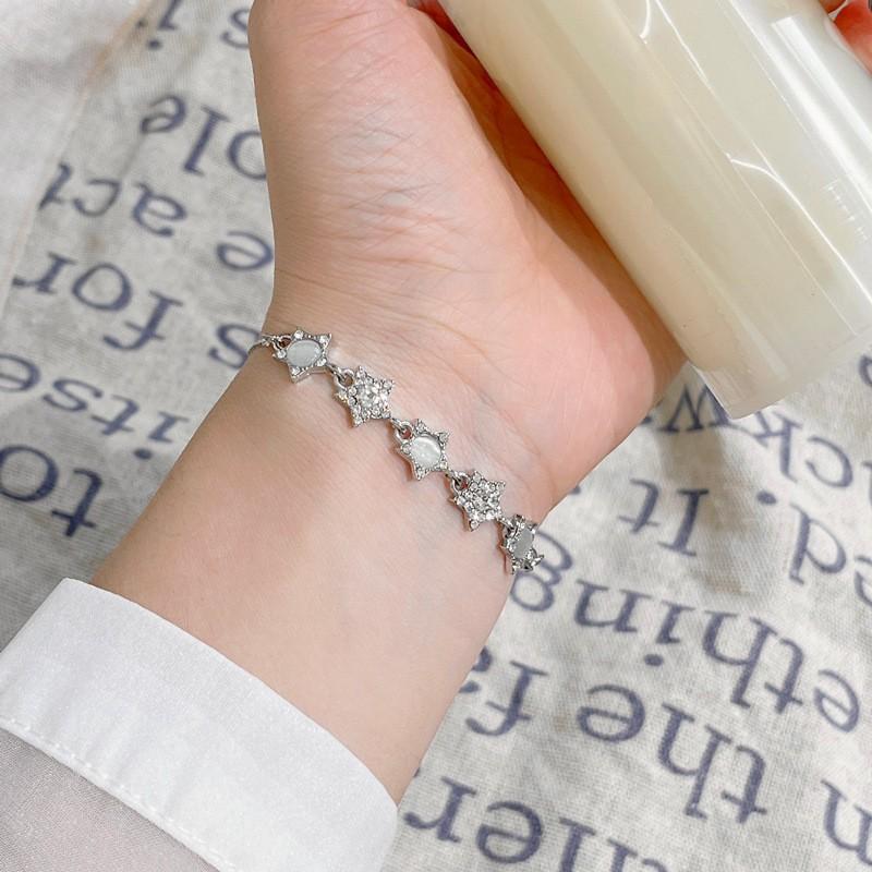 Y2k Floral Pearl Zircon Heart-Shaped Stainless Steel Chain Bracelet, Suitable For Women'S Everyday Wear.