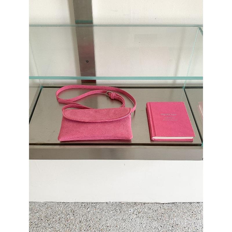 

Single shoulder small square bag autumn and winter new flip magnetic buckle suede bag niche simple mobile phone messenger bag women