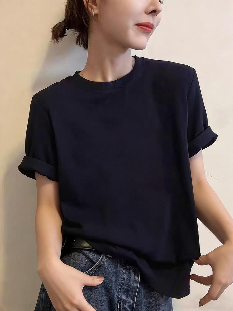 Graues Damen-T-Shirt aus reiner Baumwolle mit Rundhalsausschnitt und kurzen Ärmeln – Modisches, vielseitiges Basic für Frühling, Sommer und Herbst.