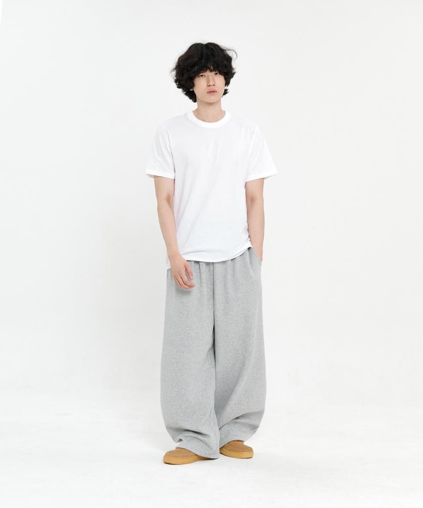 SIGNATURE Double-Tuck Wide Training Pants [2 Colors]