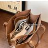Bag 2025 New Commuter Tote Bag Large Capacity Women's Shoulder Handheld Women's Bag Foreign Style Tide Briefcase