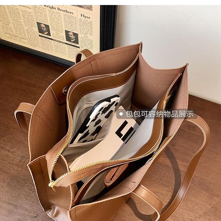 Bag 2025 New Commuter Tote Bag Large Capacity Women's Shoulder Handheld Women's Bag Foreign Style Tide Briefcase