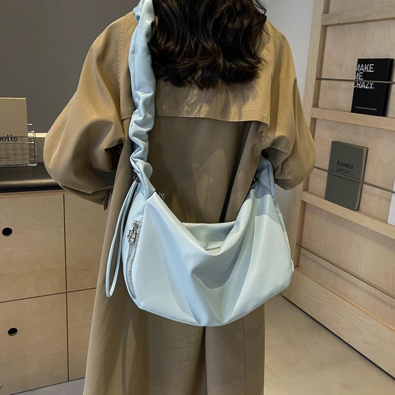Premium Pleated Cloud Bag Women's 2025 New Trendy Fashion Dumpling Bag Large Capacity Commuter Shoulder Messenger Bag