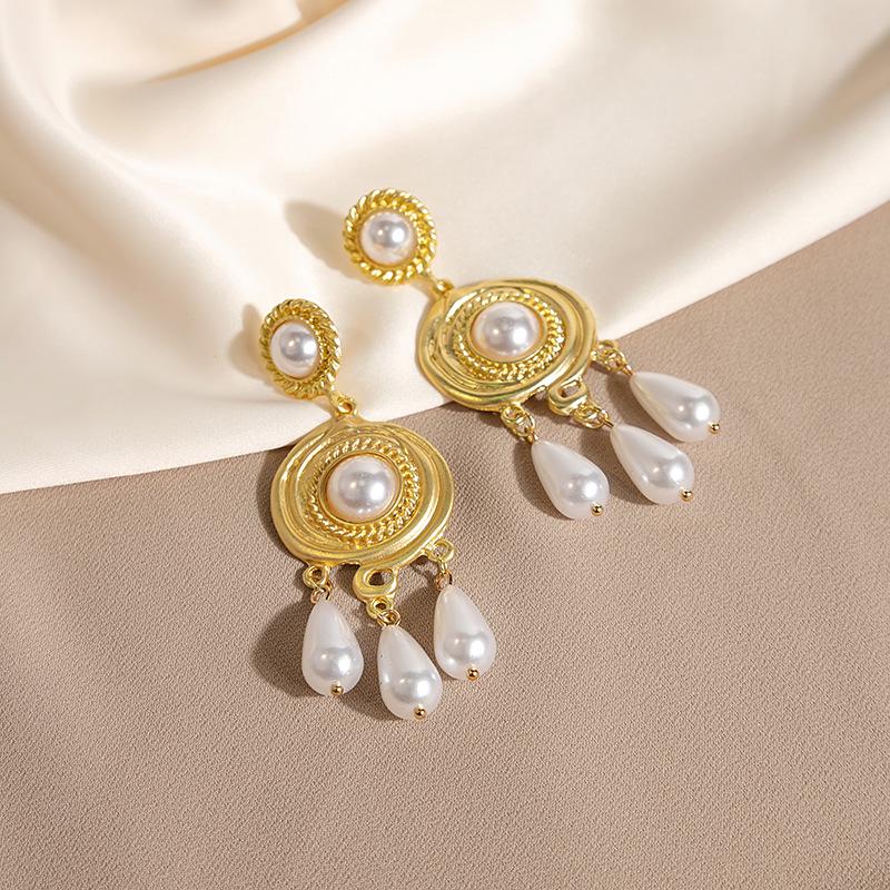 European & American Retro Textured Metal Pendant Earrings with Water Drop Pearl