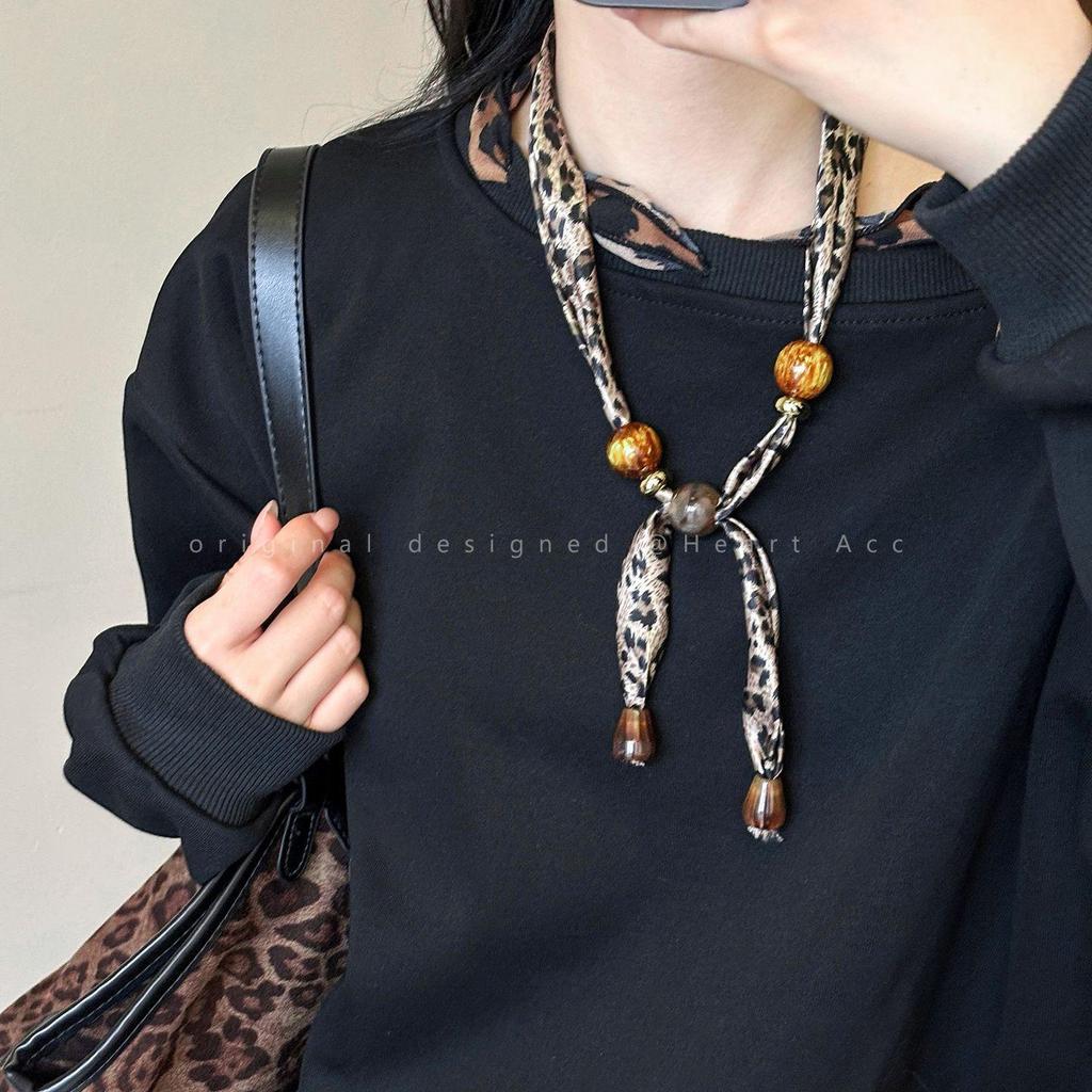 Retro Leopard Silk Scarf Necklace - Unique Women's Sweater Chain Accessory