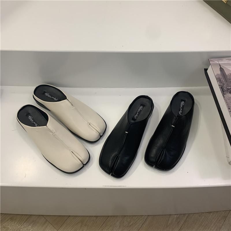 Fashion Bailamos Tabi Ninja Moccasins Round Split Toe Retro Color Women Single Shoes Buckle Strap Casual Soft Mary Janes Shoes