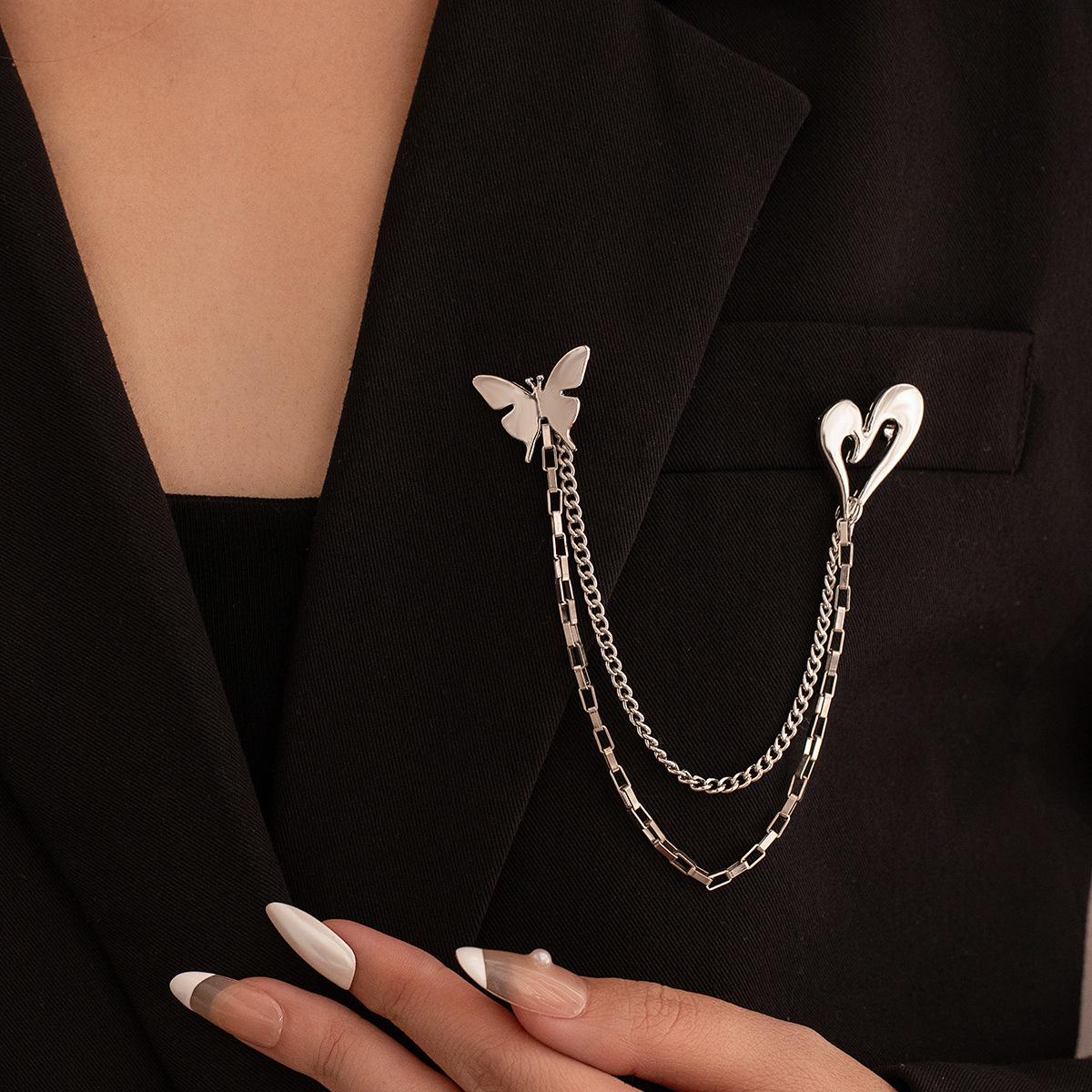 Hollow Heart Butterfly Tassel Pin: Elegant Brooch for Anti-Exposure and Style серебряный